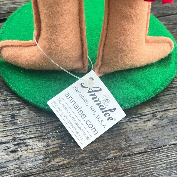 Annalee Christmas Gingerbread Man Boy Red Scarf 2011 Tag Attached Stand - Picture 7 of 8